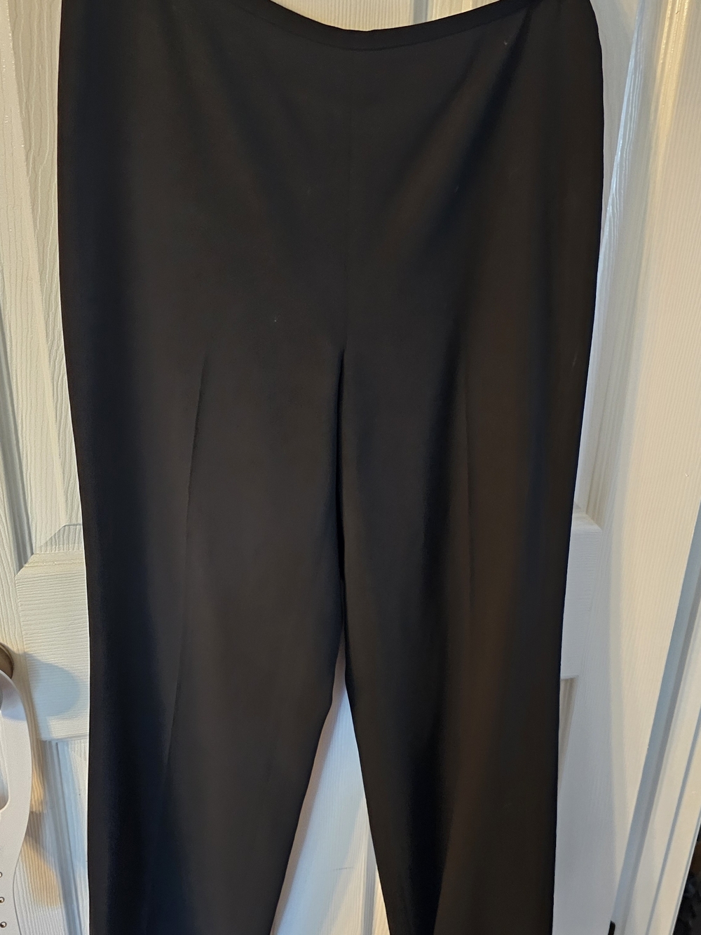 Ann Taylor Black Straight-Leg Pull-On Pants